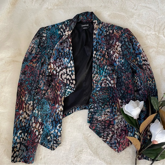 bebe Jackets & Blazers - bebe Multicolor Patterned Blazer